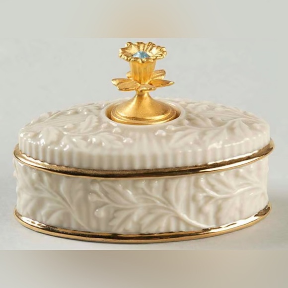 Lenox Other - NIB Lenox March Birthday Collection Birth Stone trinket dish / earring dish